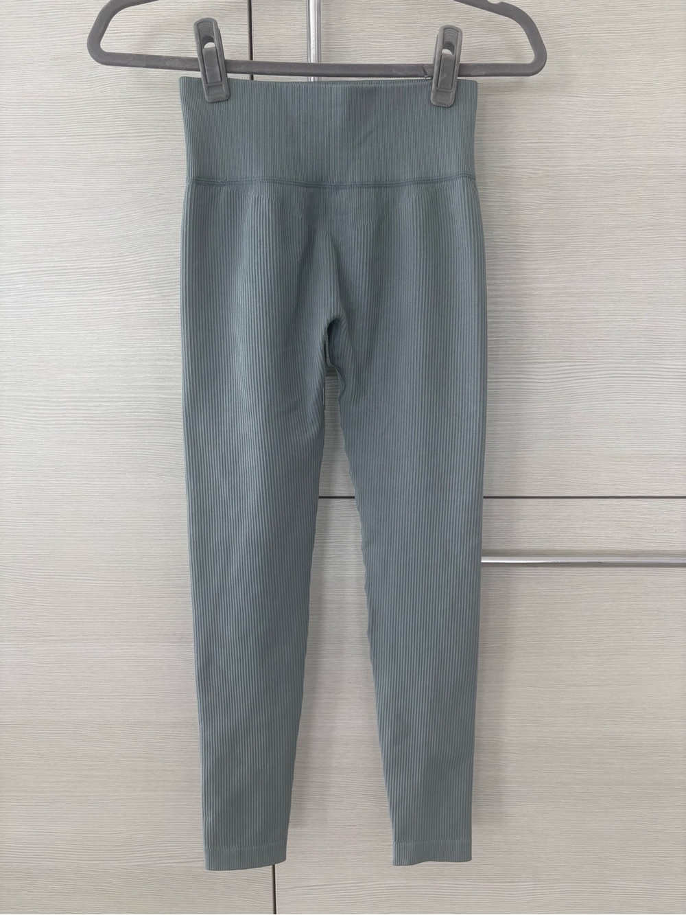 Bo + Tee Ribbed Leggings - Picture 3 of 6
